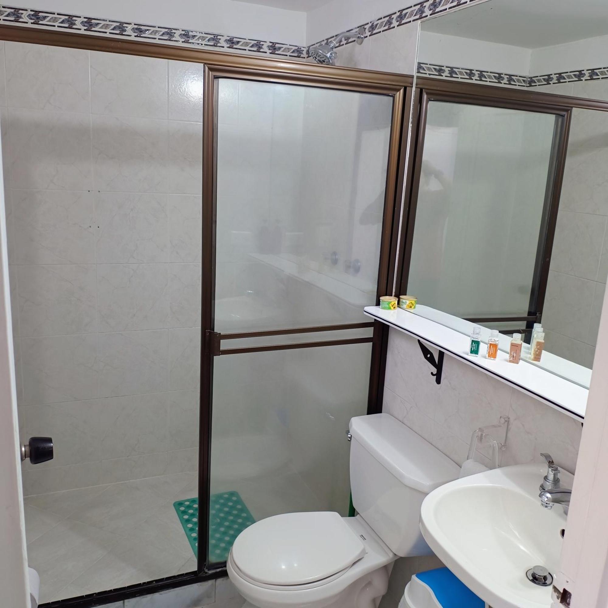 Moradia Laureles Medellin Apartman Kültér fotó